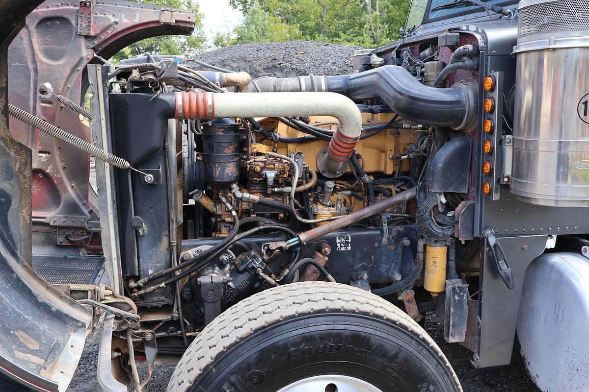 Used 2001 PETERBILT 379