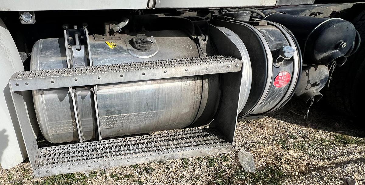 Used 2021 PETERBILT 579