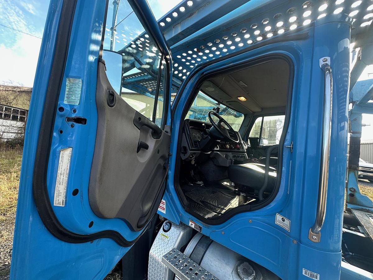 Used 2015 FREIGHTLINER 114SD