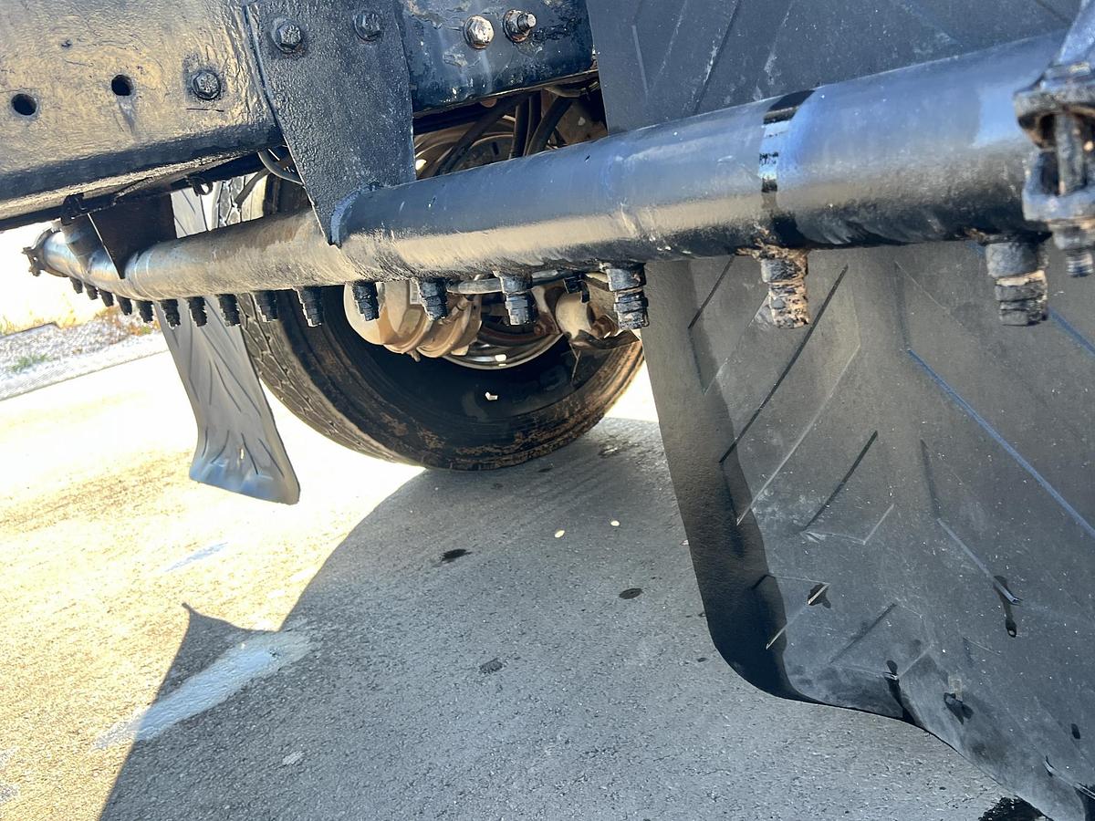 Used 2007 STERLING L7500 Water Truck