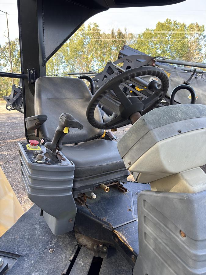 Used 2011 CATERPILLAR CB434D