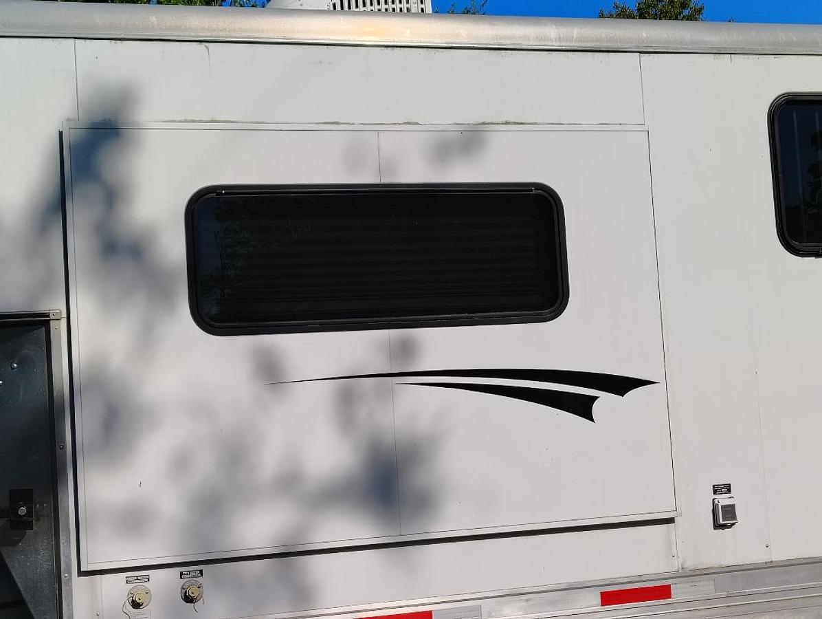 Used 2015  Select 32 x 102