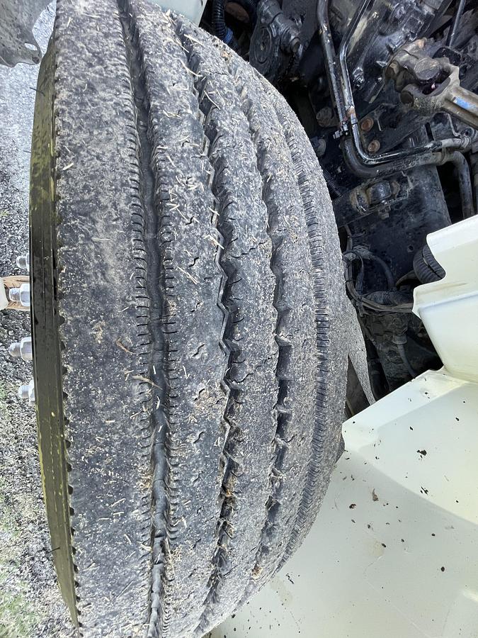 Used 2013 INTERNATIONAL 4300 Utility Bucket