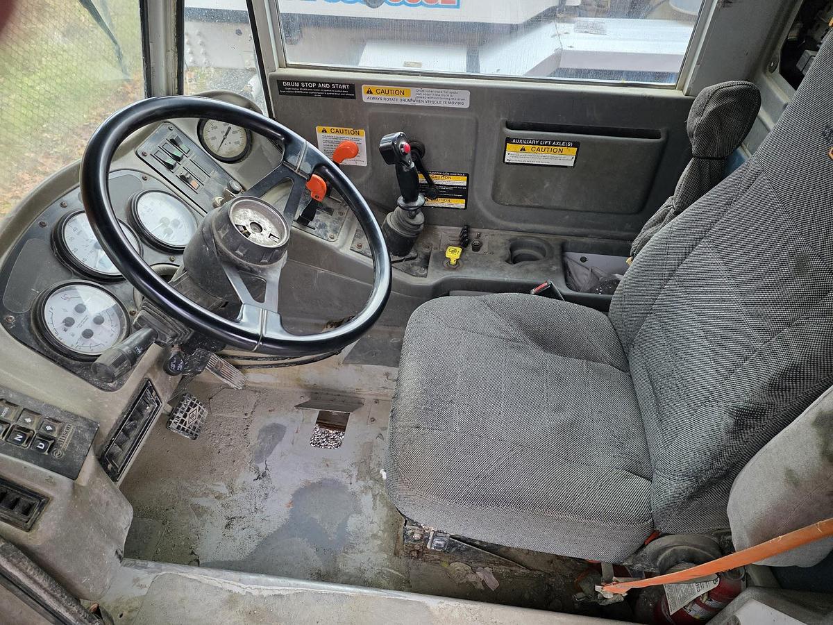 Used 2008 OSHKOSH Front Discharge