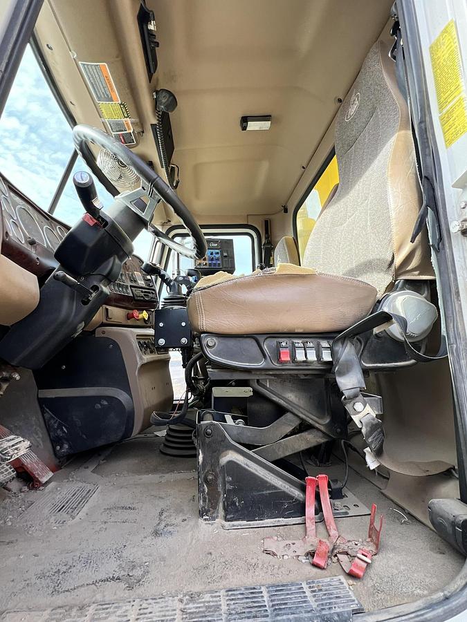 Used 2005 MACK CV713 Granite Dump Truck