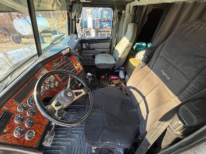 Used 2008 WESTERN STAR 4900