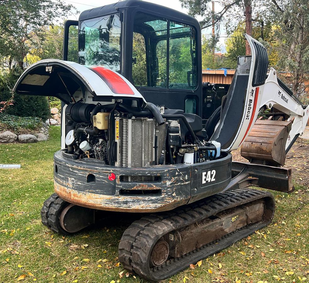 Used 2015 BOBCAT e42