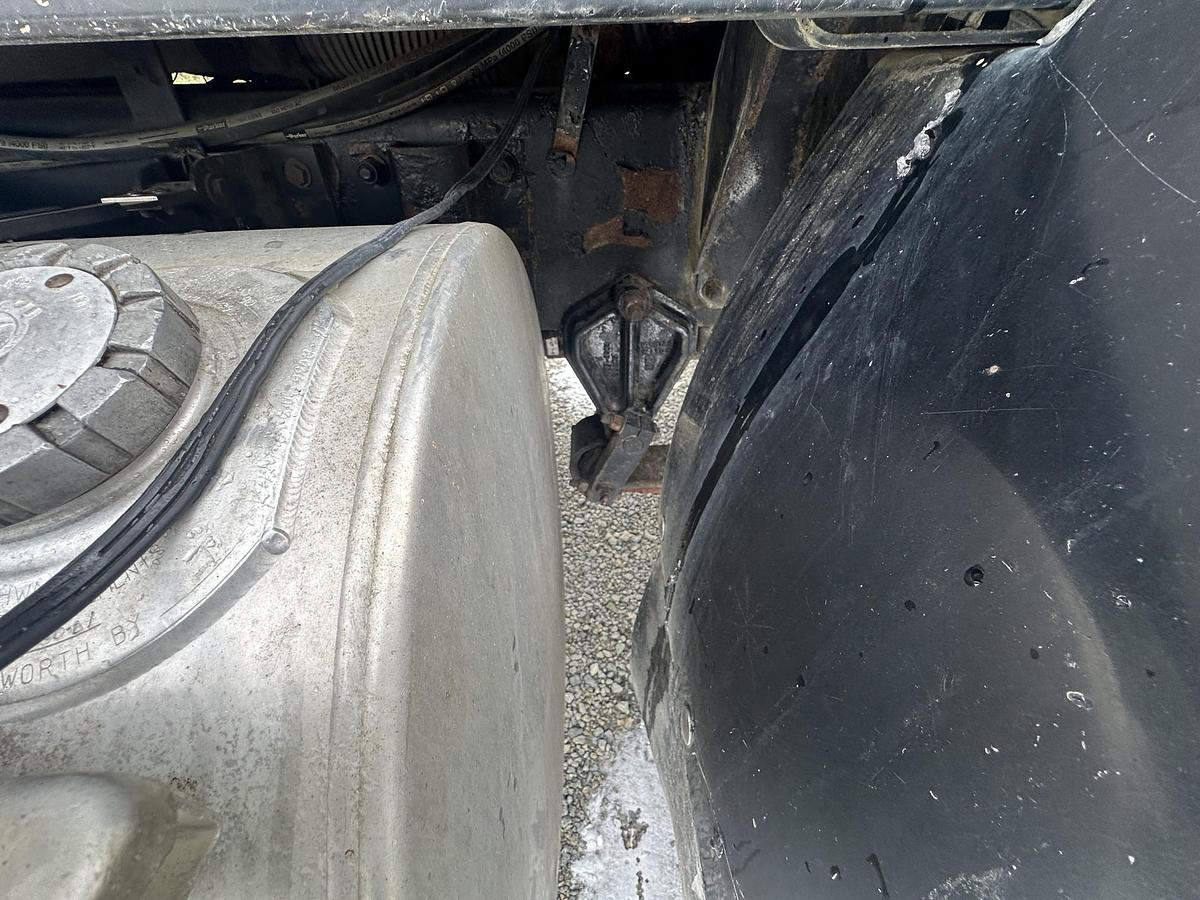 Used 2002 KENWORTH T800