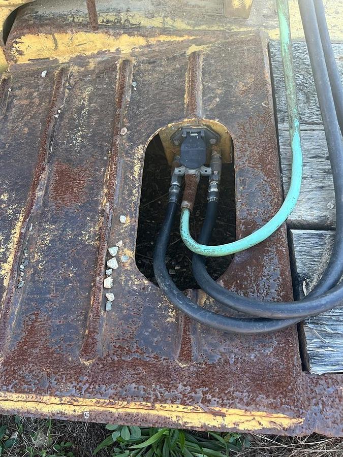 Used 2003 WITZCO Challenger