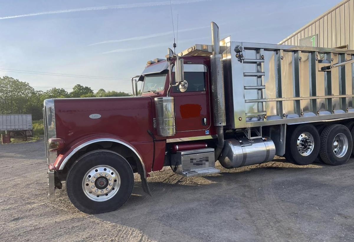 Used 2018 PETERBILT 389 L