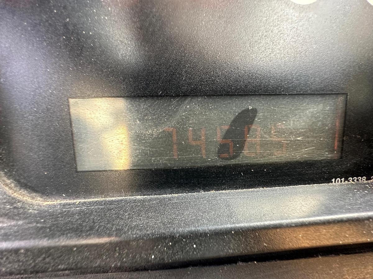 Used 1994 CATERPILLAR 938F