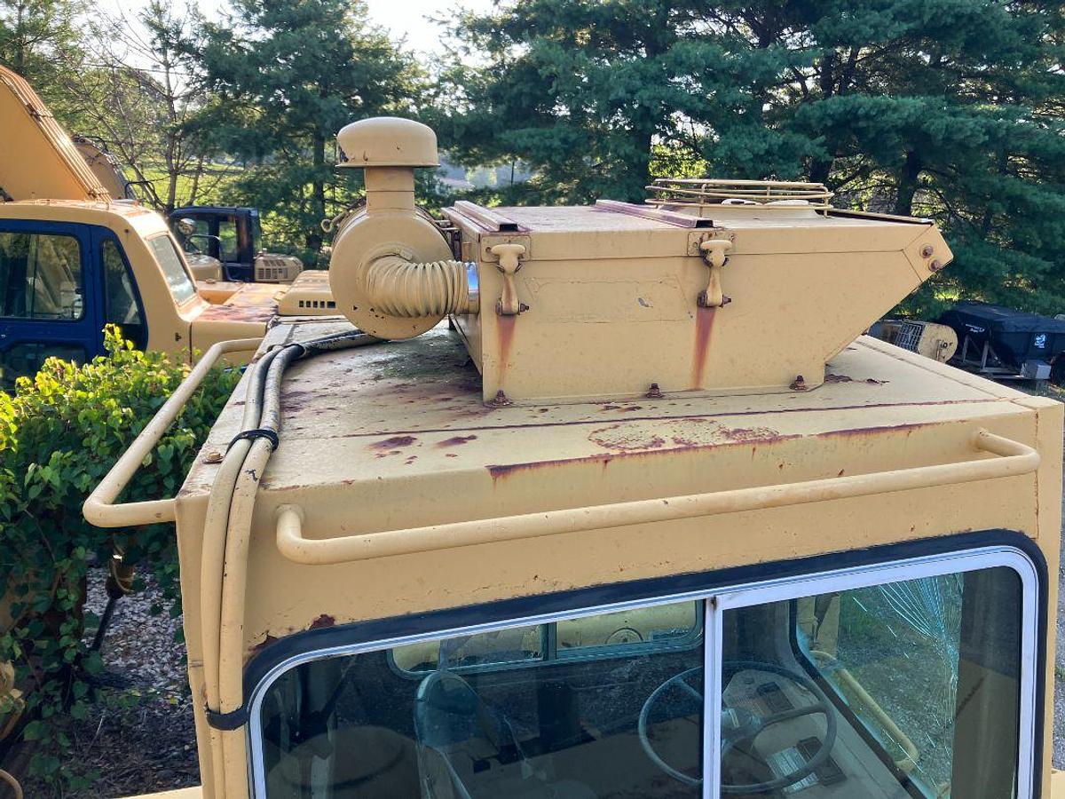 Used 1974 CATERPILLAR 613