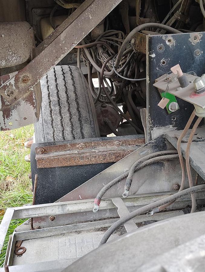 Used 1981 PETERBILT Cabover