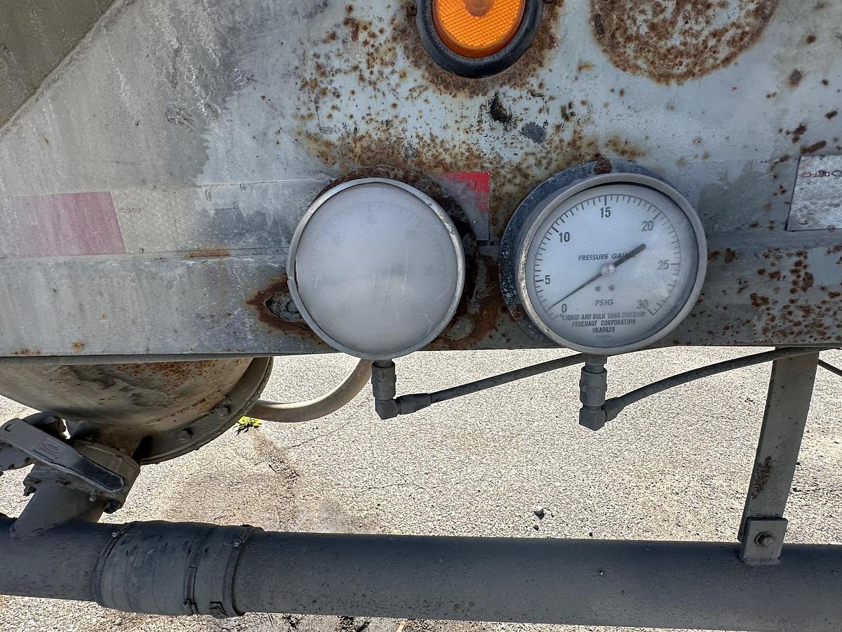 Used 1969 FRUEHAUF Bulk Tanker