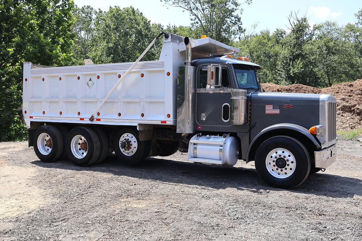 Used 2001 PETERBILT 379