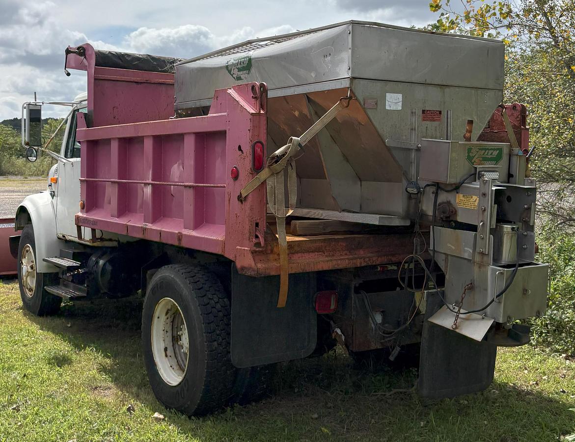 Used 1990 INTERNATIONAL 4900