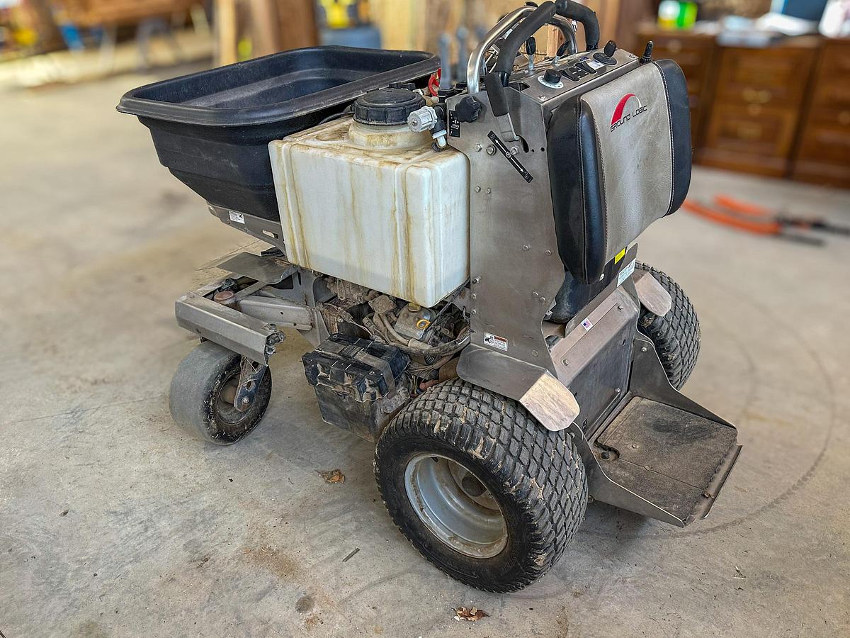 Used 2018 FERRIS MOWERS Spreader/Sprayer