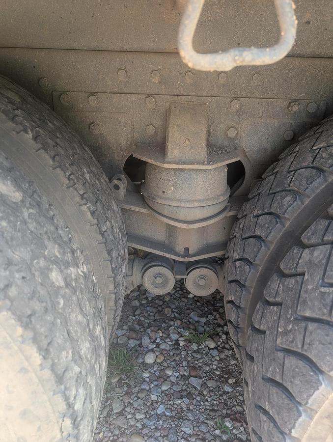 Used 1995 PETERBILT 330