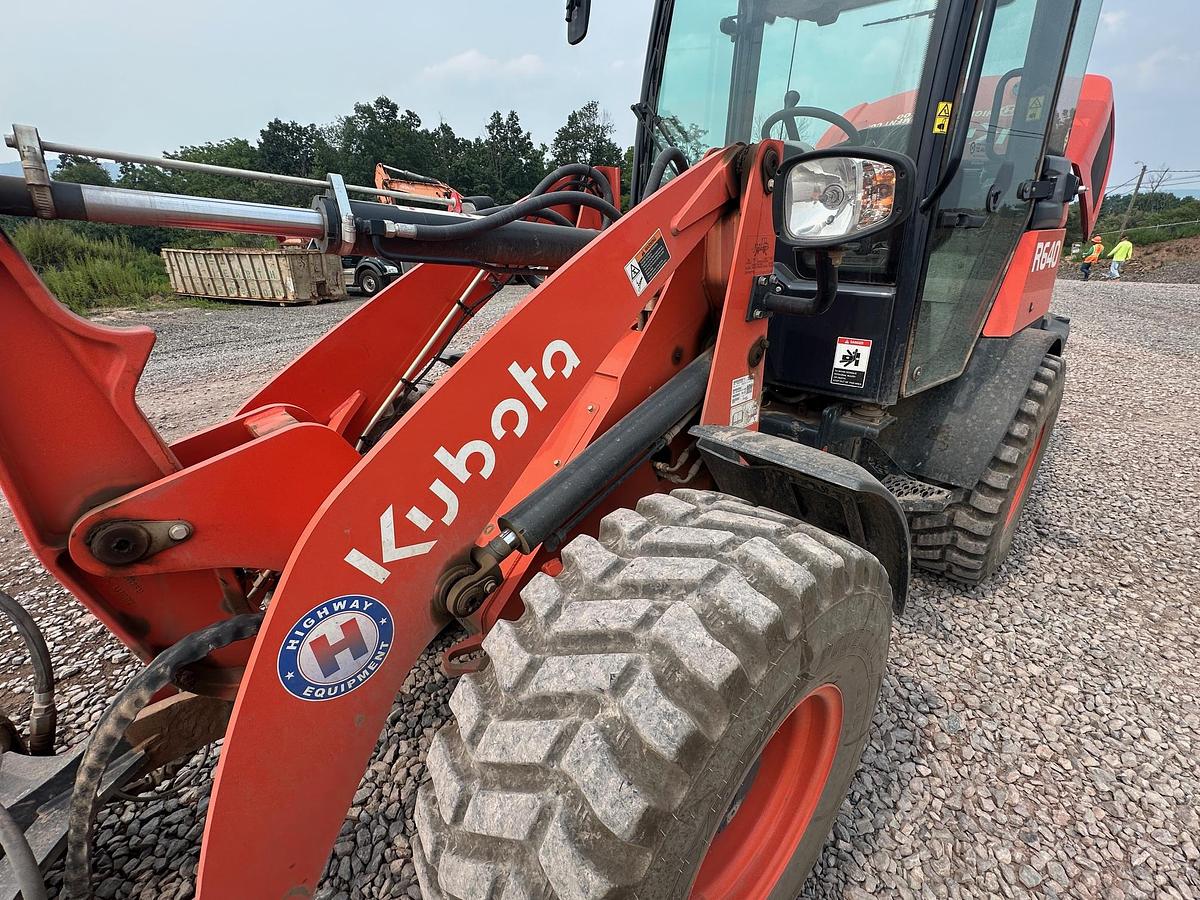Used 2023 KUBOTA R640