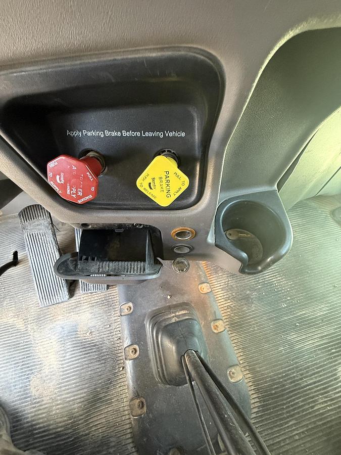 Used 2013 PETERBILT 386