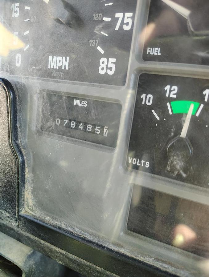 Used 2000 INTERNATIONAL 4700 DT466E