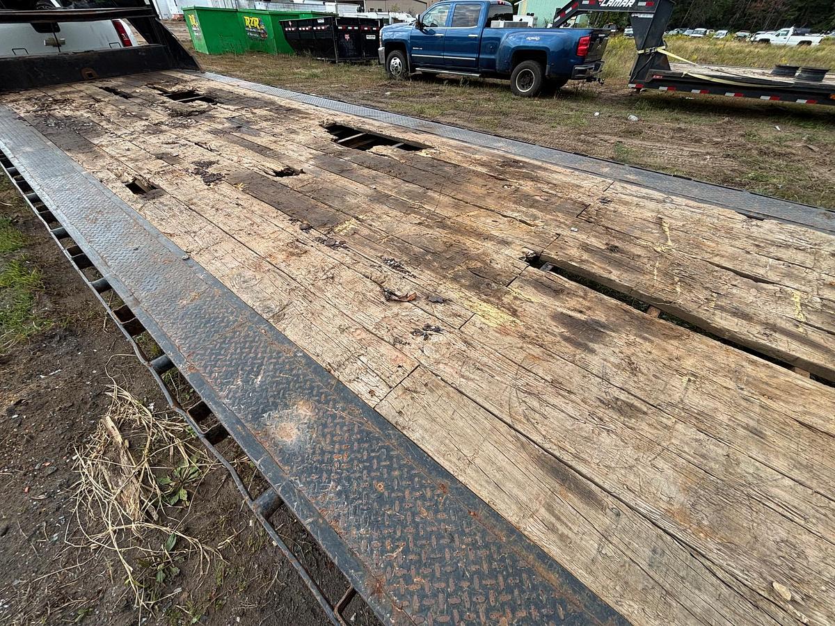 Used 2021 LOAD TRAIL 5874