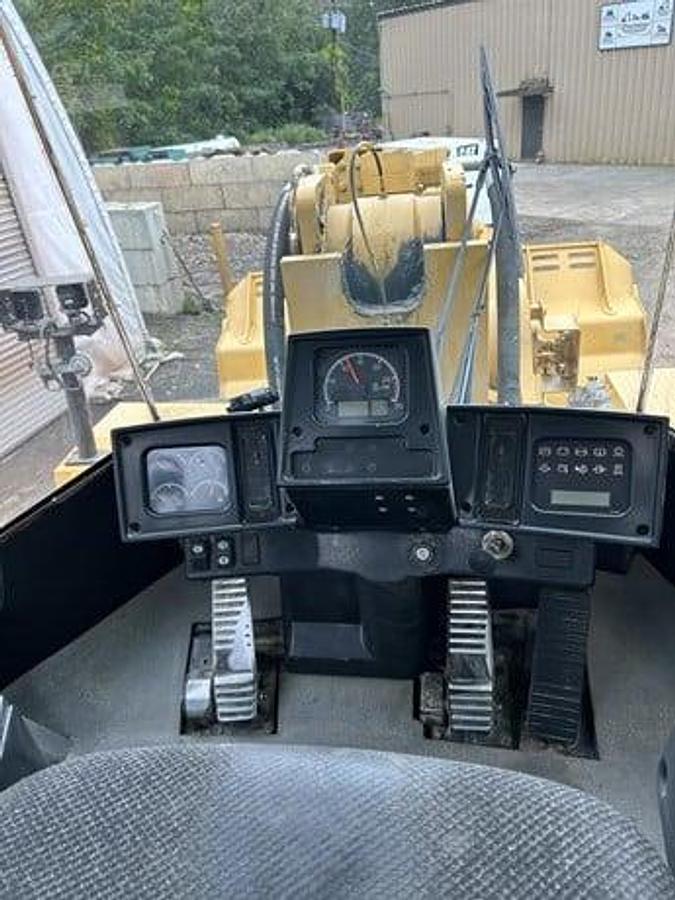 Used 2010 CATERPILLAR 988H