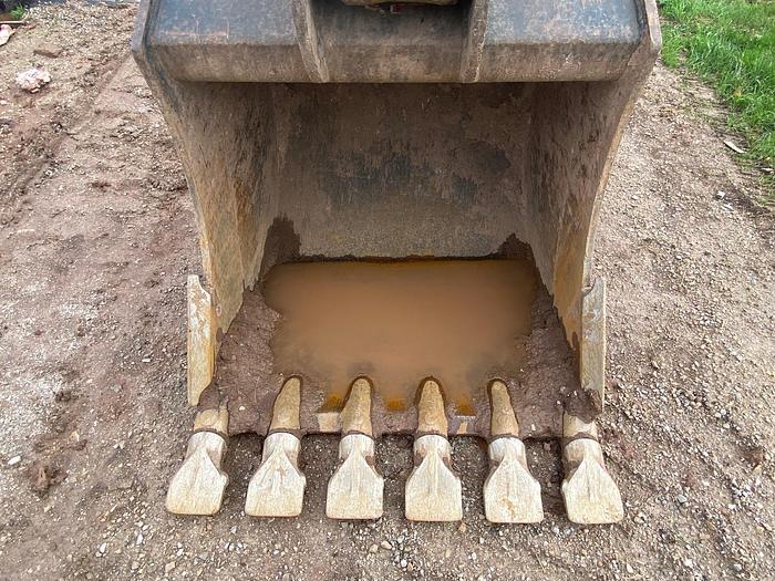 Used 2020 KOMATSU PC170 LC-11