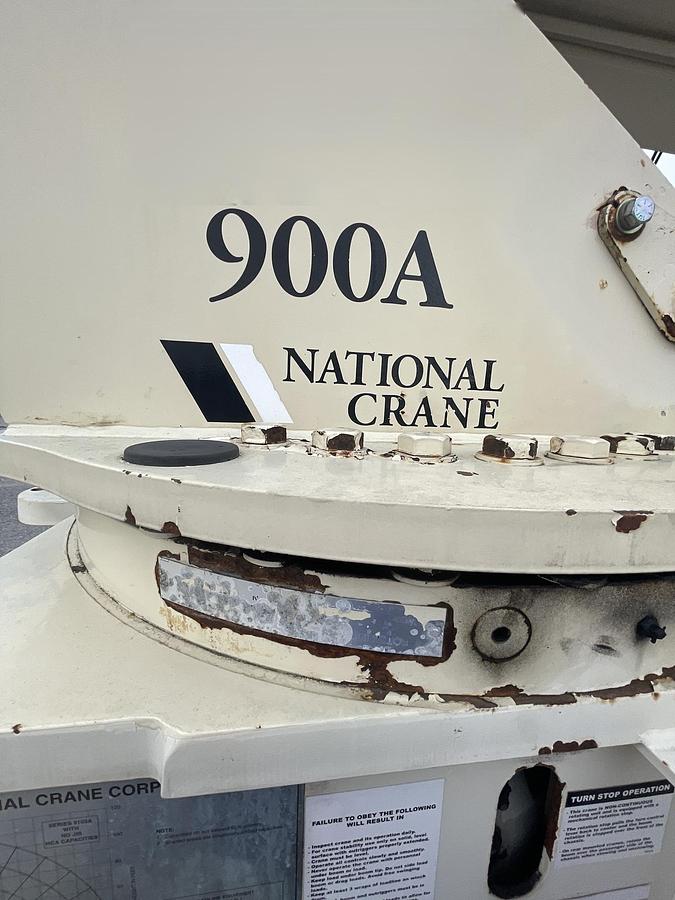 Used 2008 PETERBILT 365 Crane