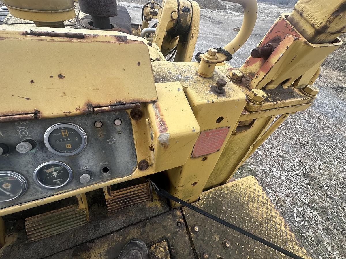 Used 1979 CATERPILLAR 977L