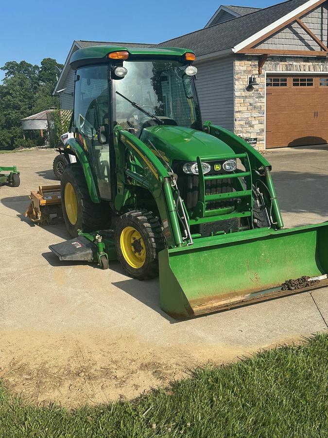 Used 2007 JOHN DEERE 3320