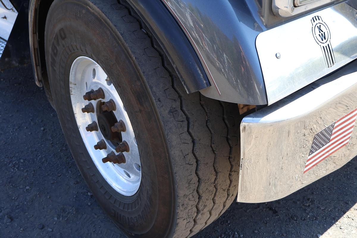 Used 2008 KENWORTH W900