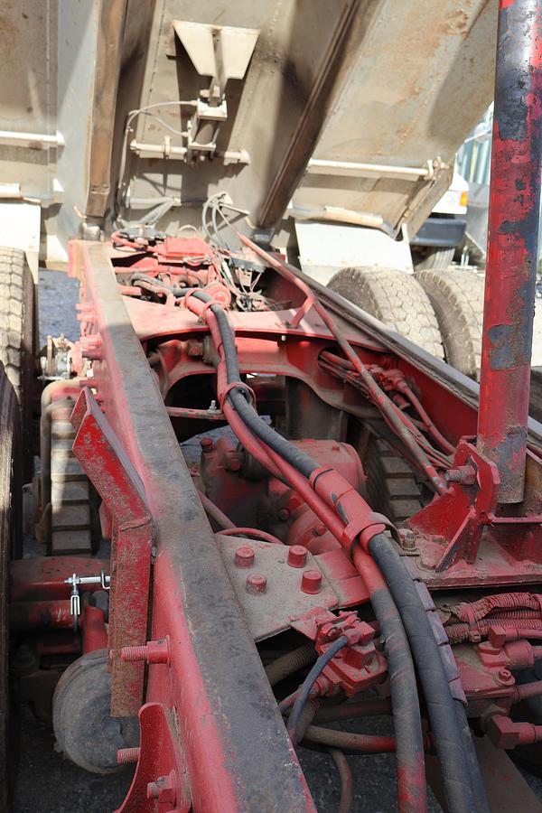 Used 2007 MACK Granite CV713