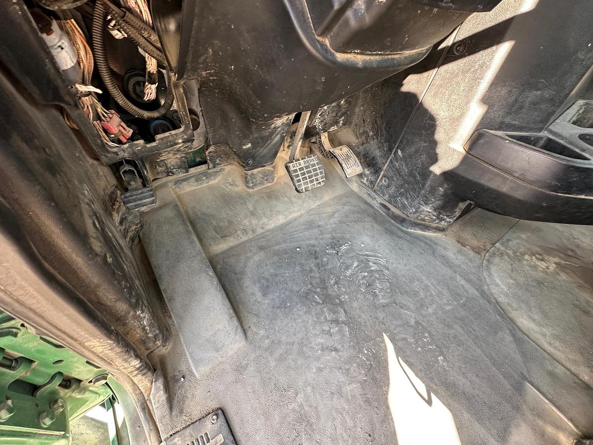 Used 2019 MACK GR64B