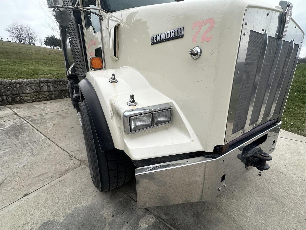 Used 2015 KENWORTH T800