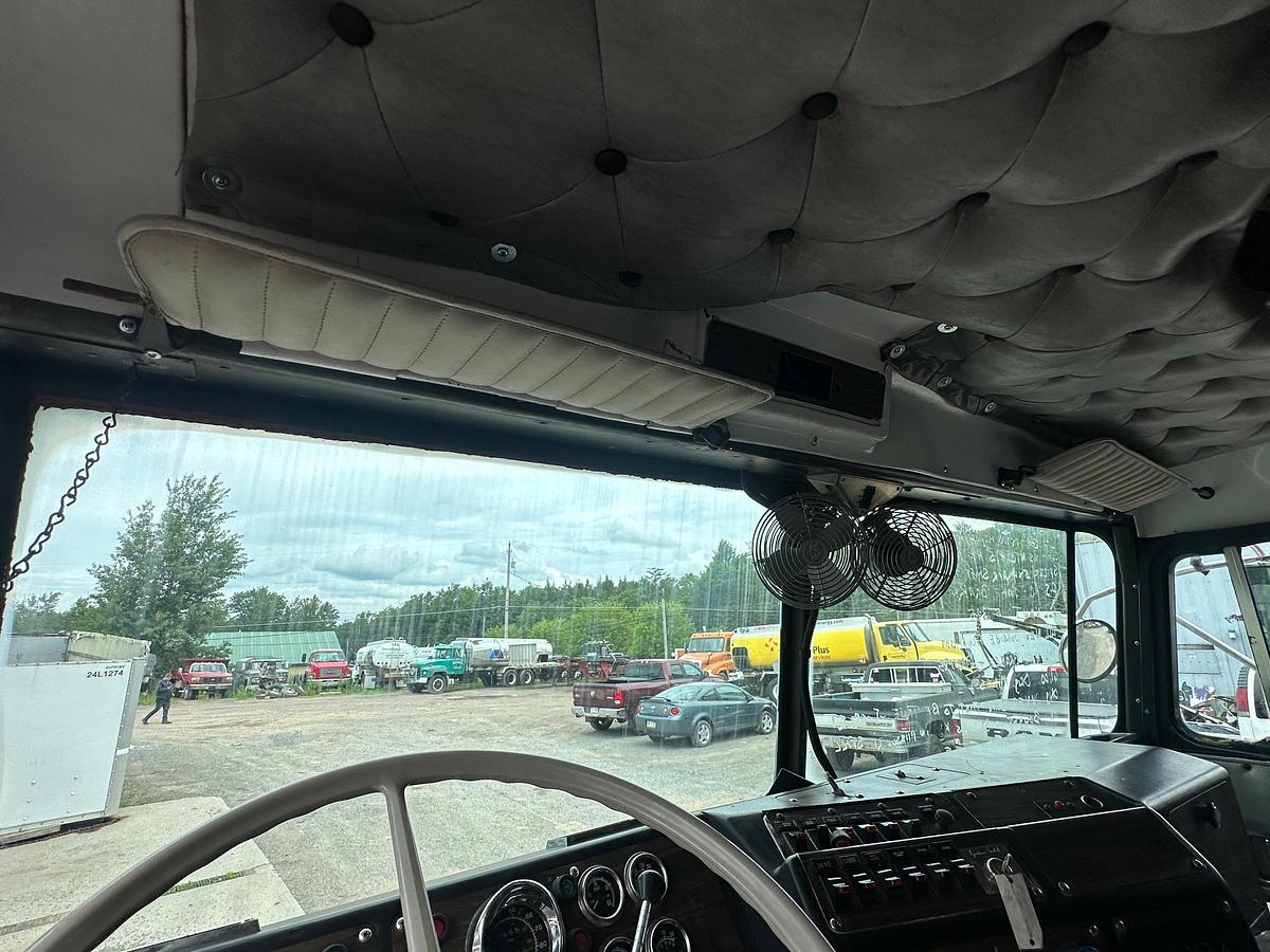 Used 1984 KENWORTH K100 AeroDyne