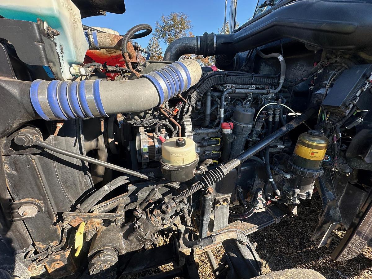 Used 2016 PETERBILT 367