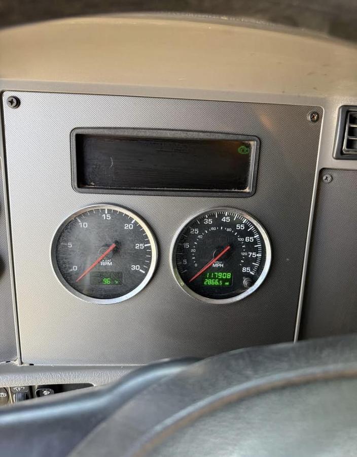 Used 2012 KENWORTH T370