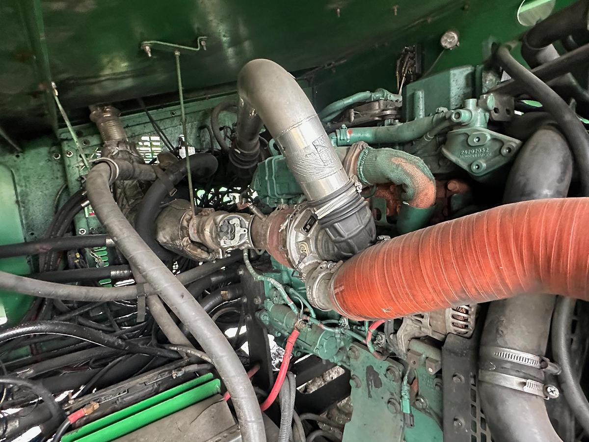 Used 2019 MCCLOSKEY 733RE