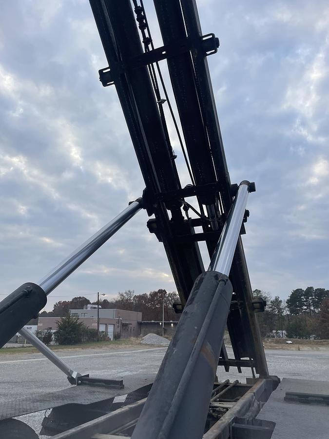 Used 2001 MACK RD688s Roll Off