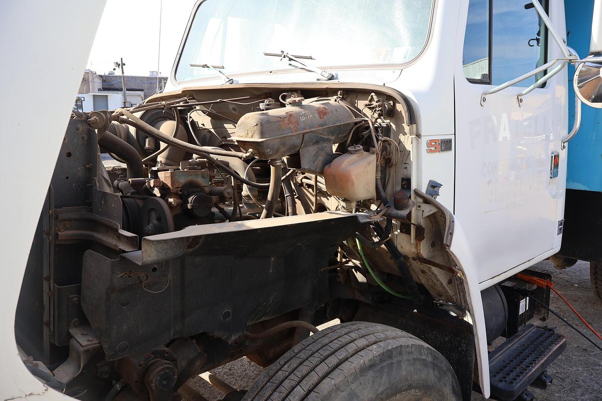 Used 1988 INTERNATIONAL 1954