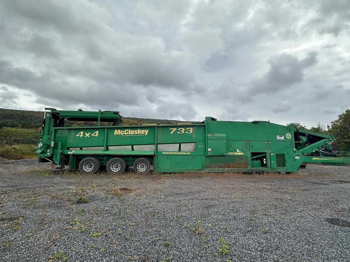 Used 2019 MCCLOSKEY 733RE
