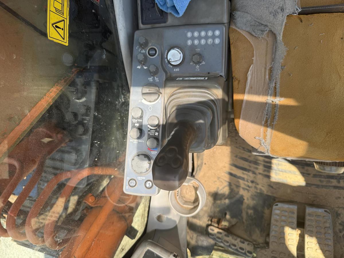 Used 2017 HITACHI ZX160LC-5N