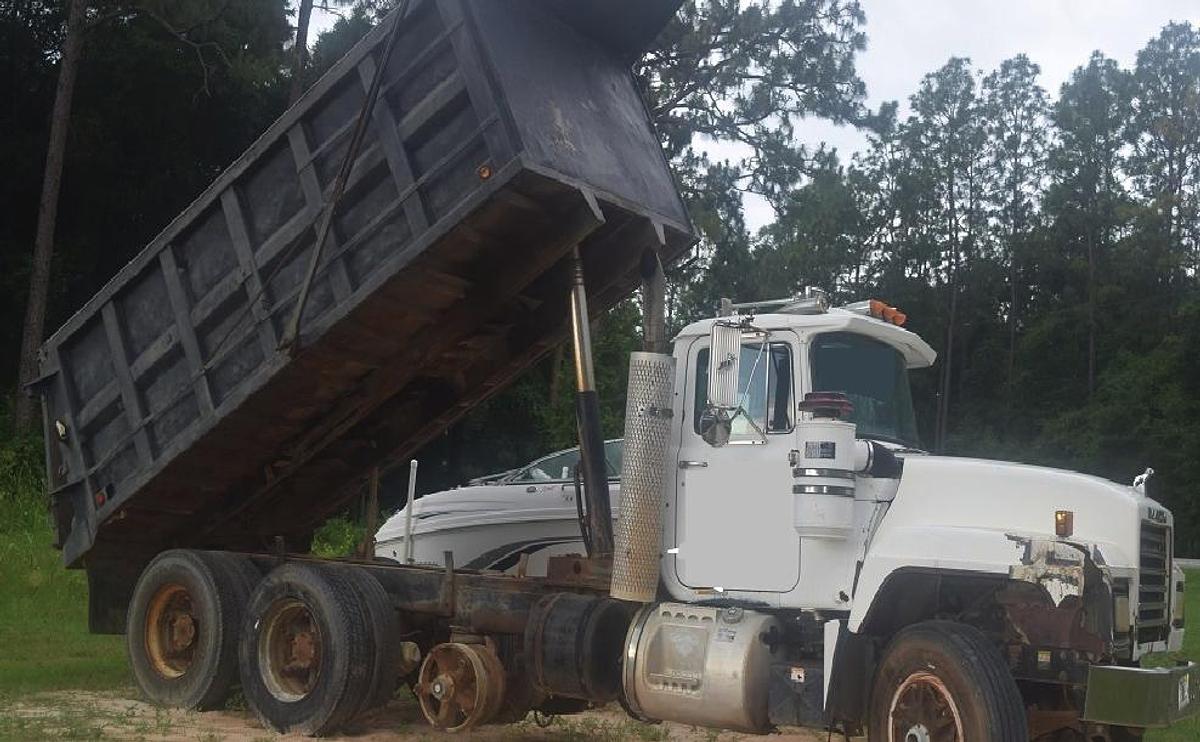 Used 1994 MACK RD688S