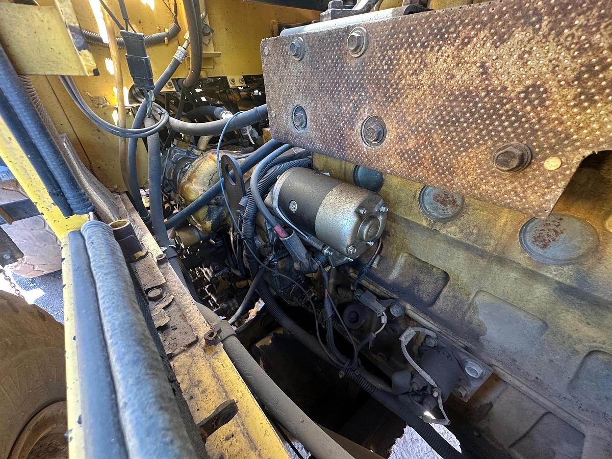 Used 2002 KOMATSU WA-250-3MC