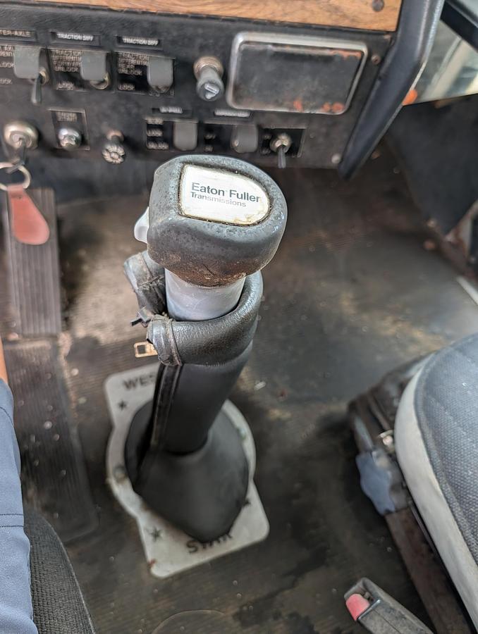 Used 1995 WESTERN STAR 4900