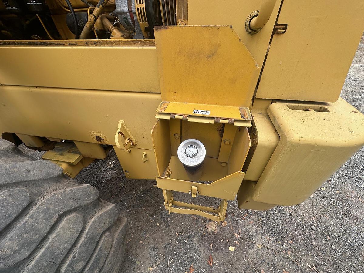 Used 1996 DEERE 444G