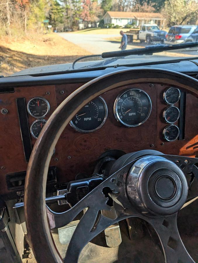 Used 1996 INTERNATIONAL 9400 Tri Axle