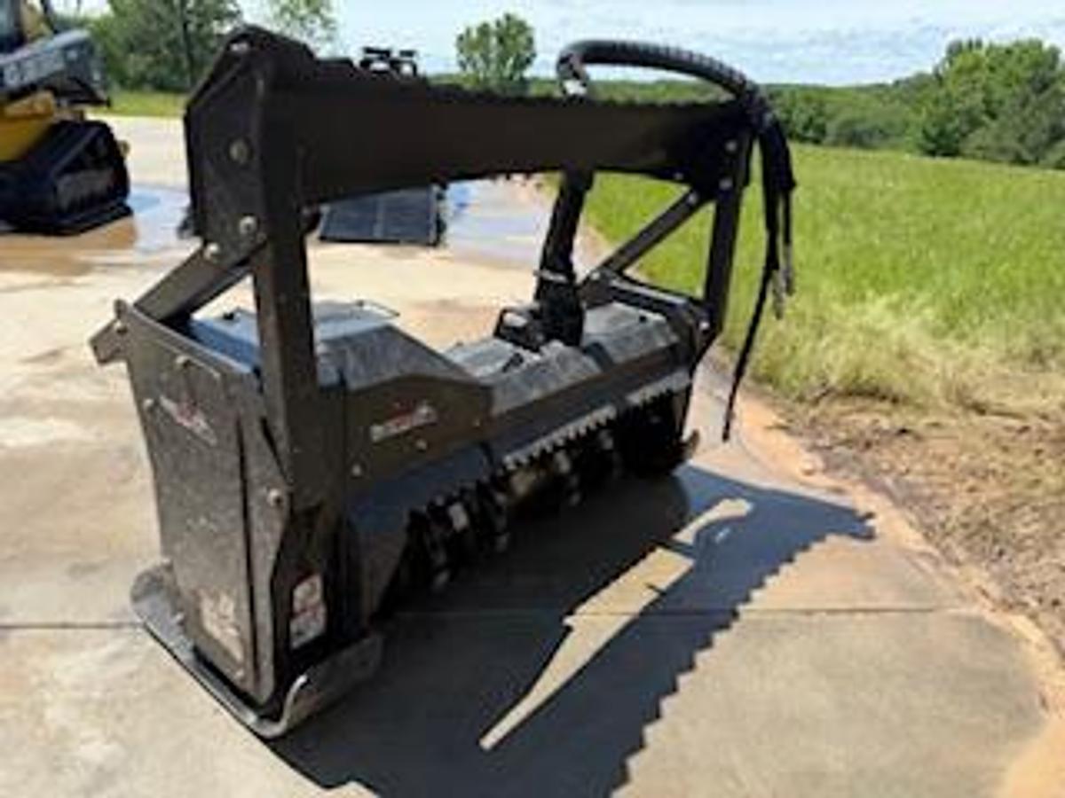 Used 2023 JOHN DEERE 333G