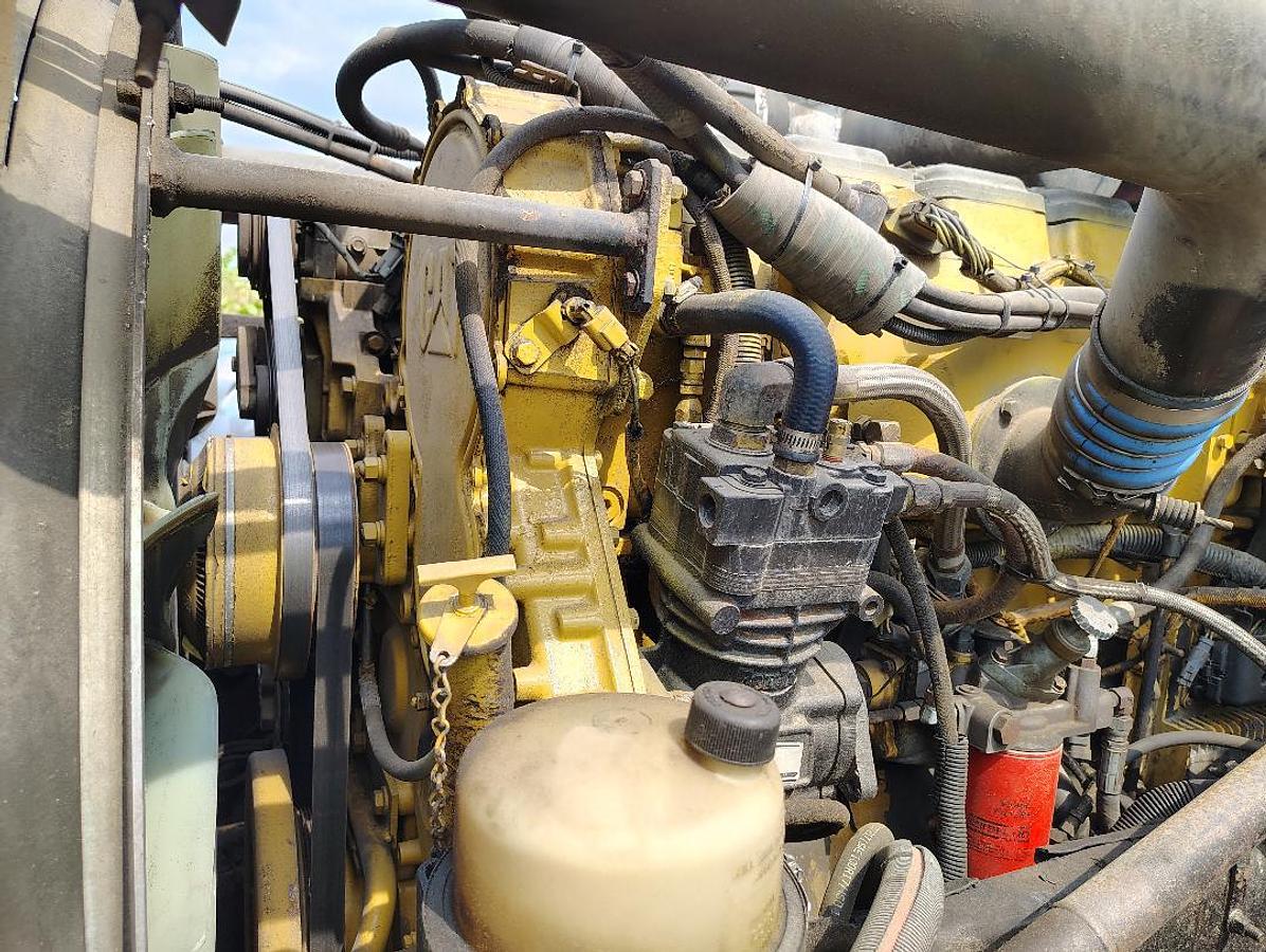 Used 2005 PETERBILT 379